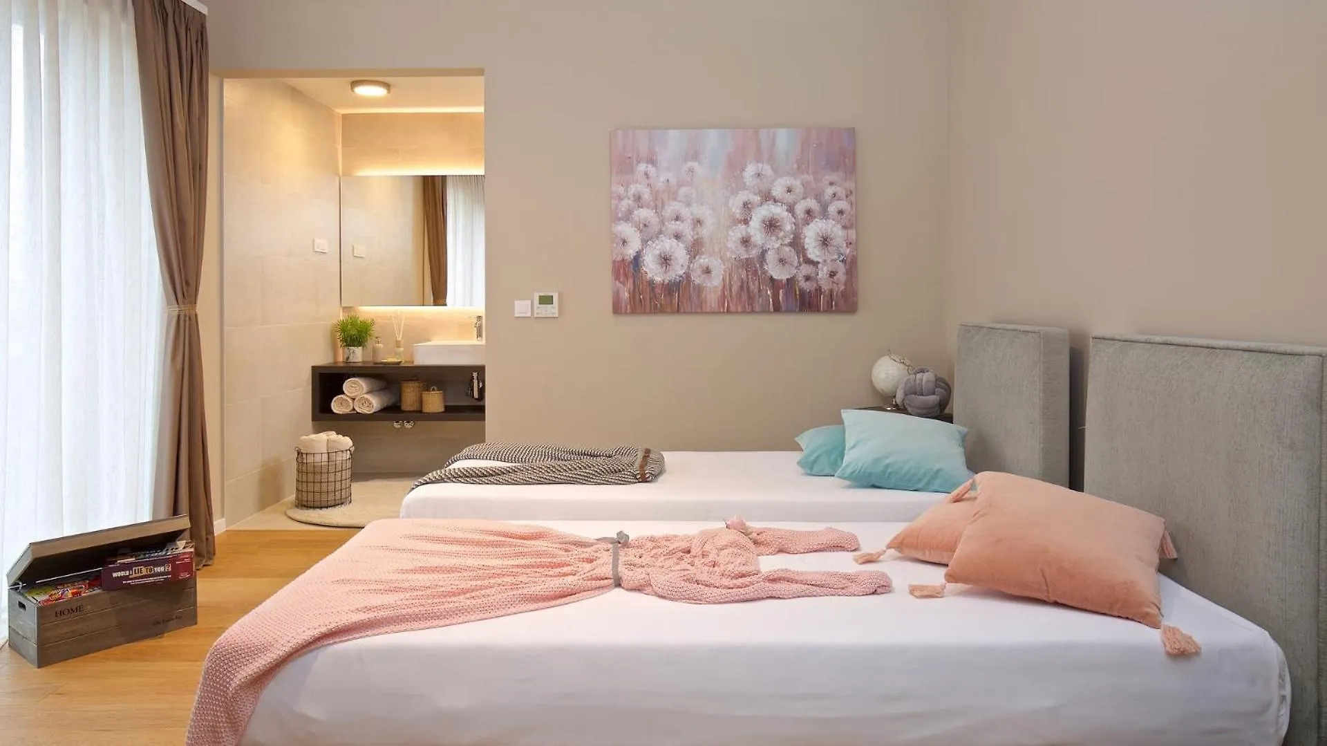Luxury Villa Vigneto Heated Pool Jacuzzi 브르토니글라