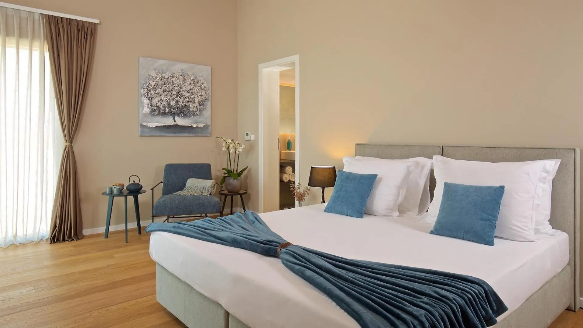 Luxury Villa Vigneto Heated Pool Jacuzzi 브르토니글라